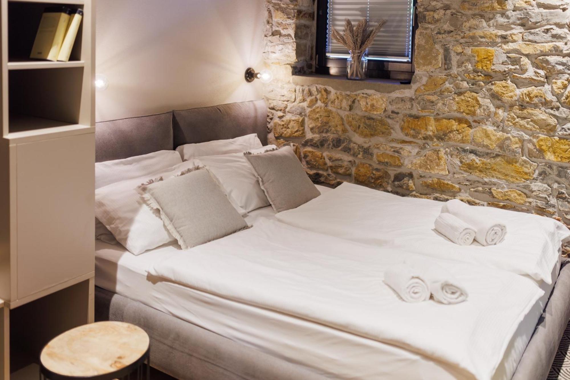 Vila Robida Rooms & Spa Crni Kal Номер фото