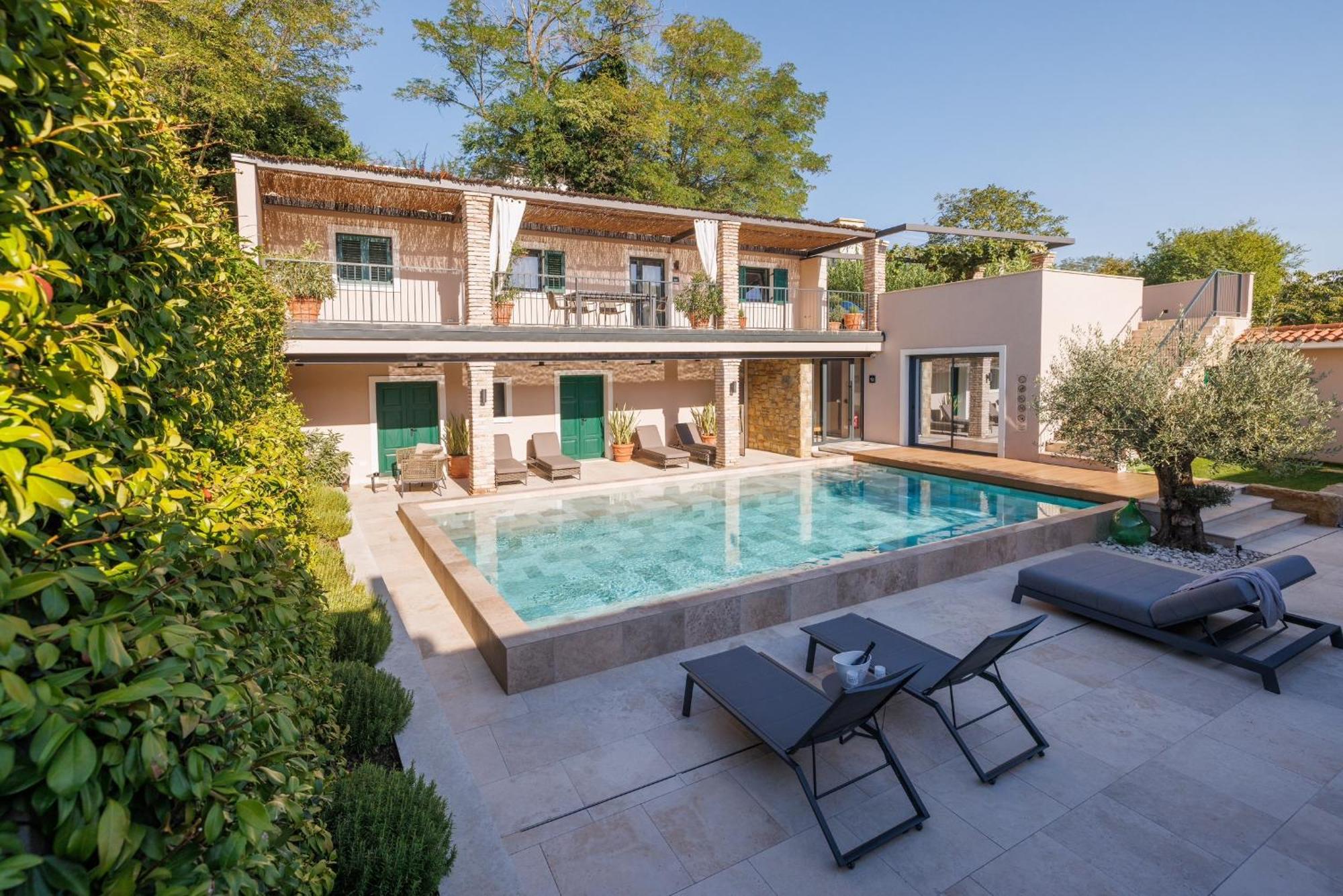 Vila Robida Rooms & Spa Crni Kal Экстерьер фото